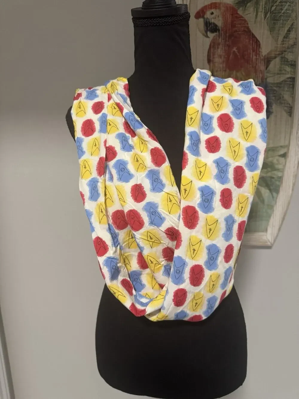 New Star Trek Her Universe Infinity Scarf Delta Insignia Print